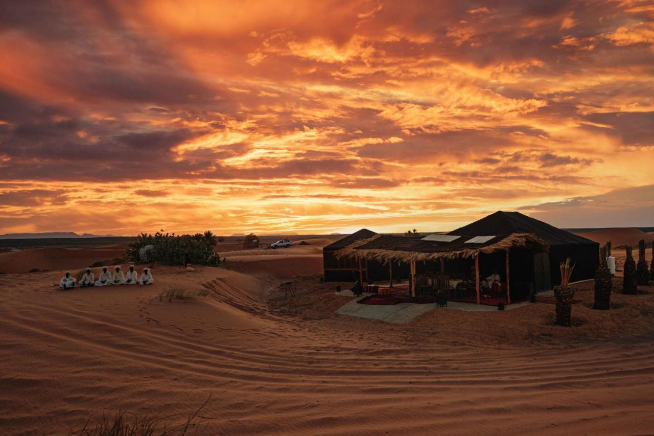 Paradis Du Sahara メルズーガ エクステリア 写真